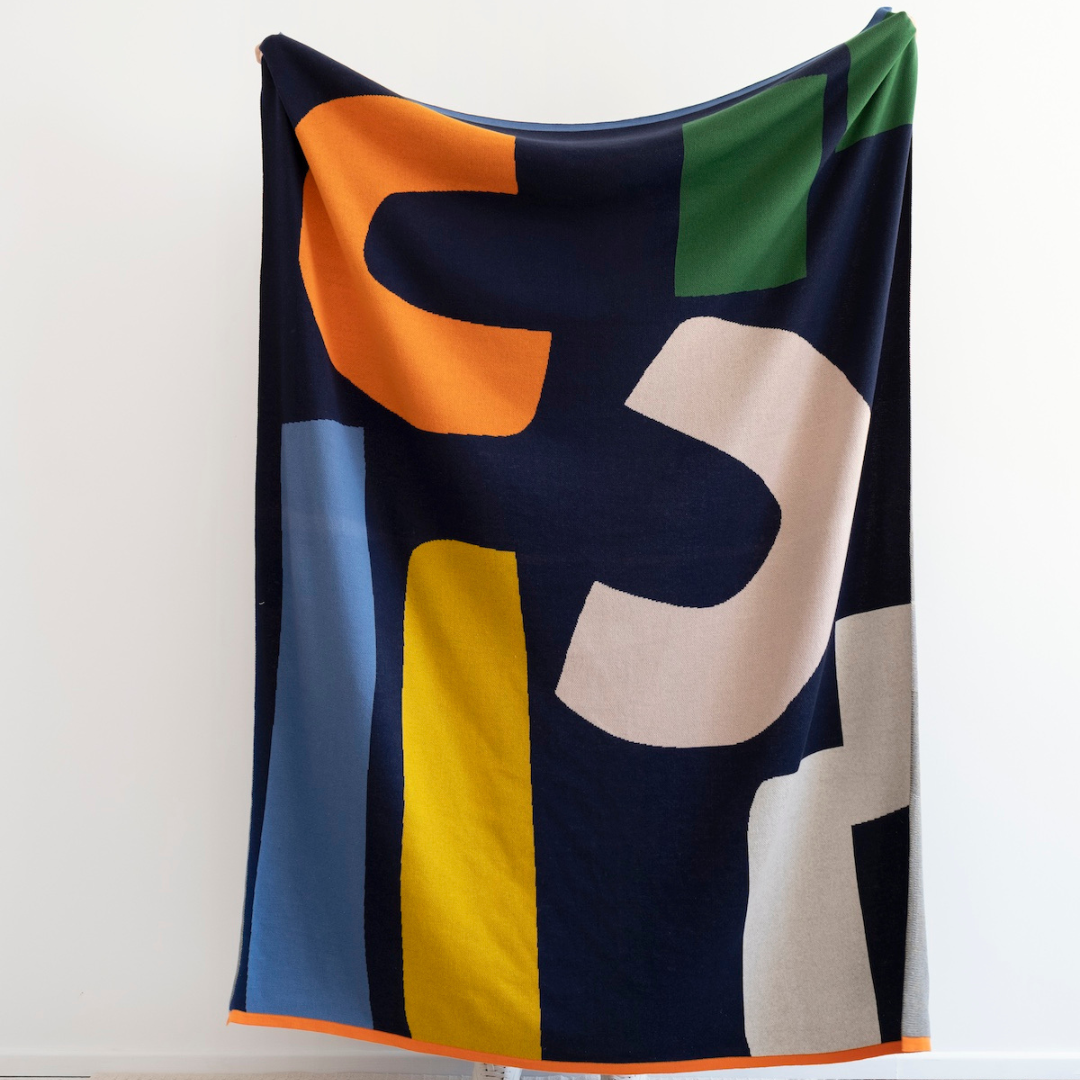 Ilo Throw, Multi