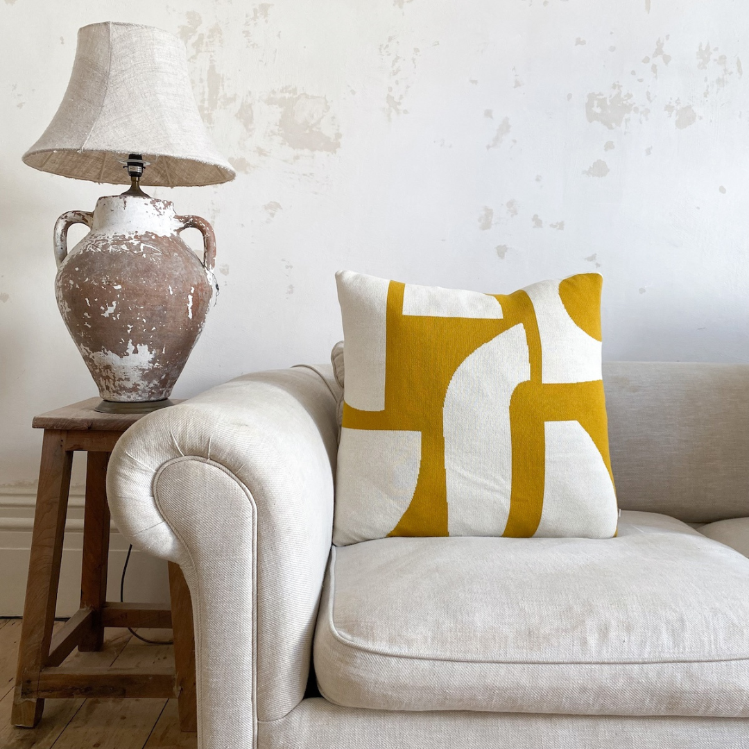 Bruten Cushion, Citrus