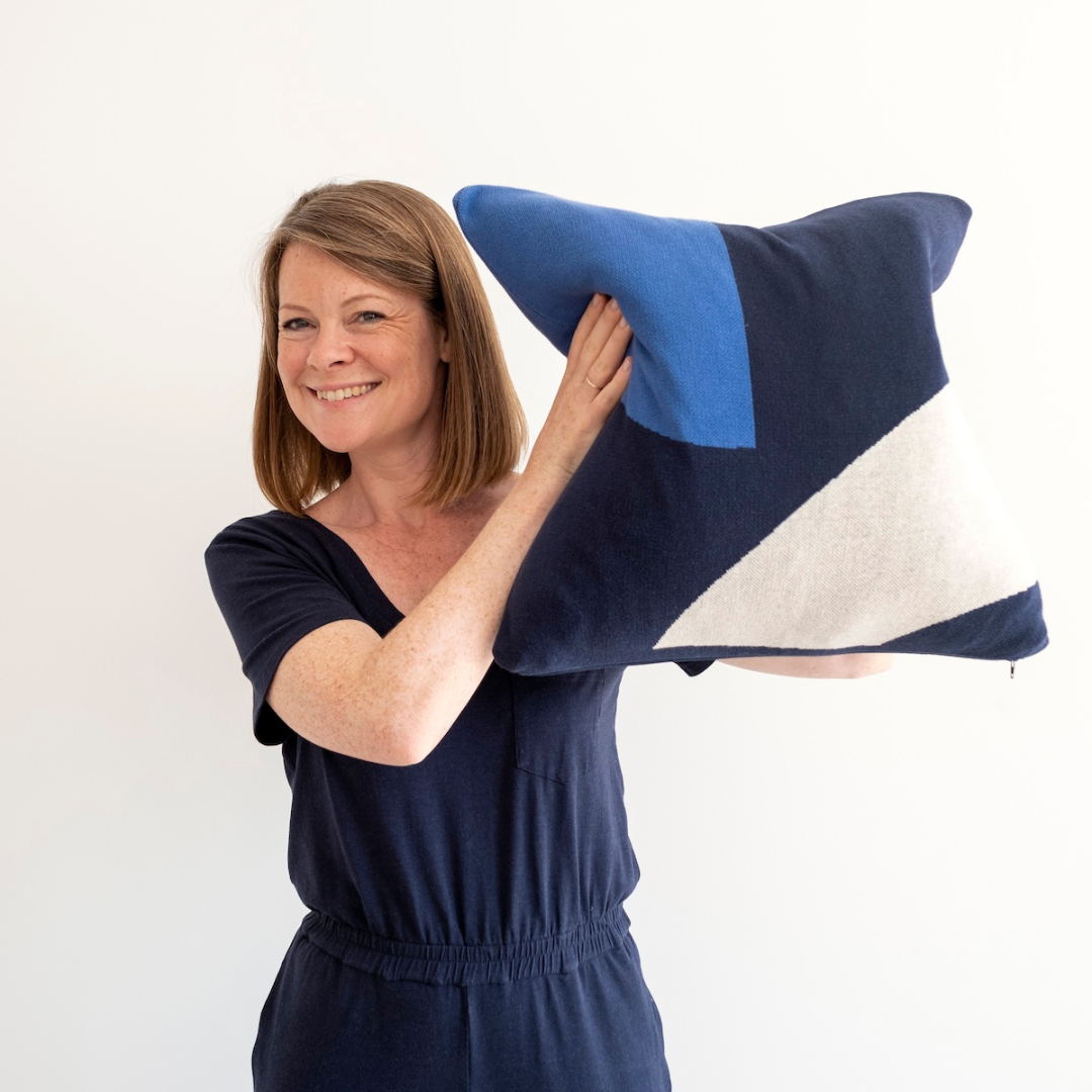 Ilo Cushion, Navy