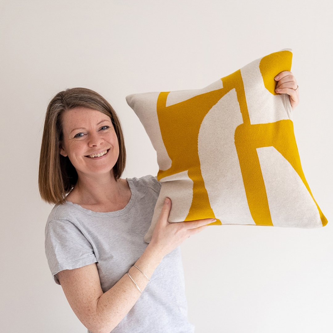Bruten Cushion, Citrus