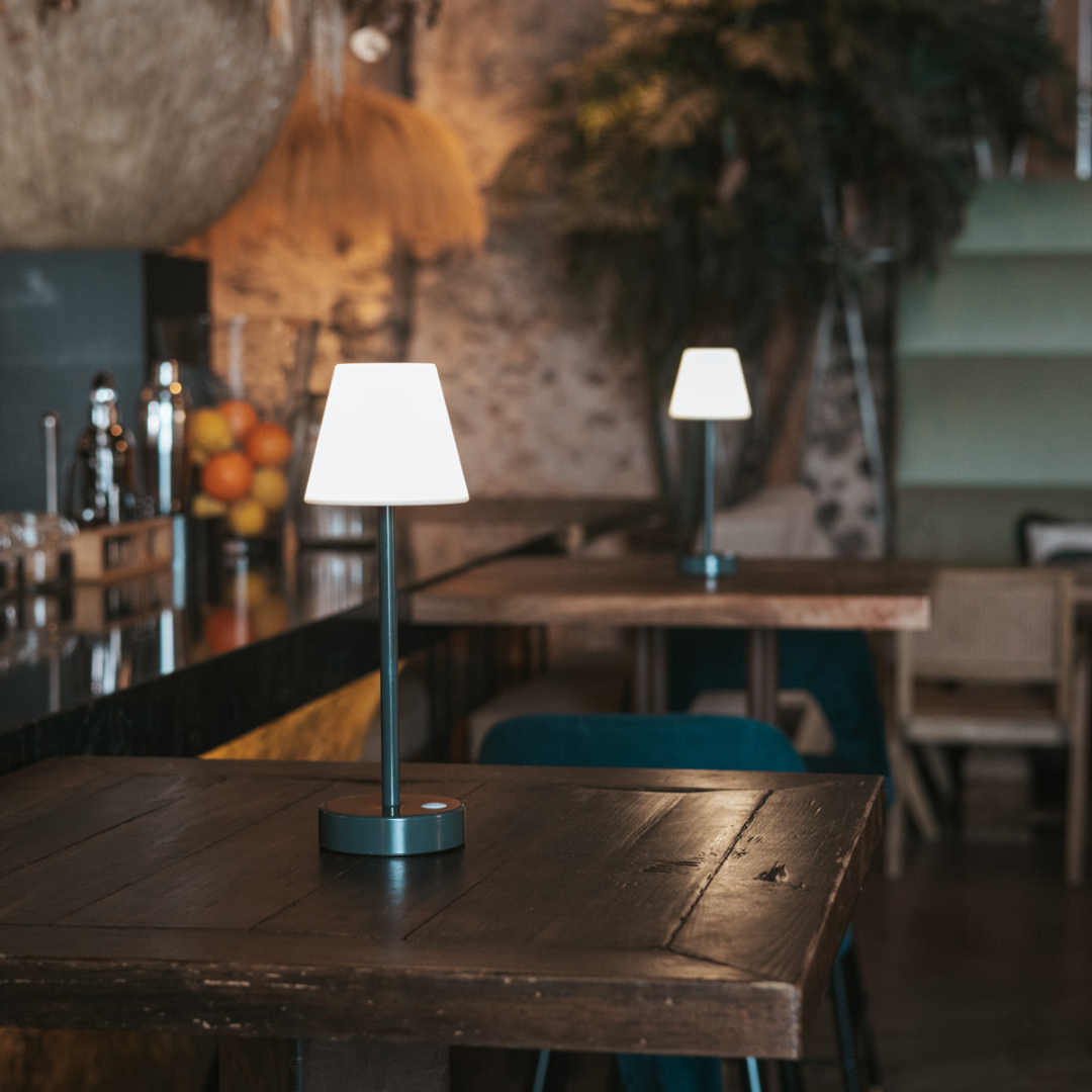Lola Slim 30 Table Lamp, Brass