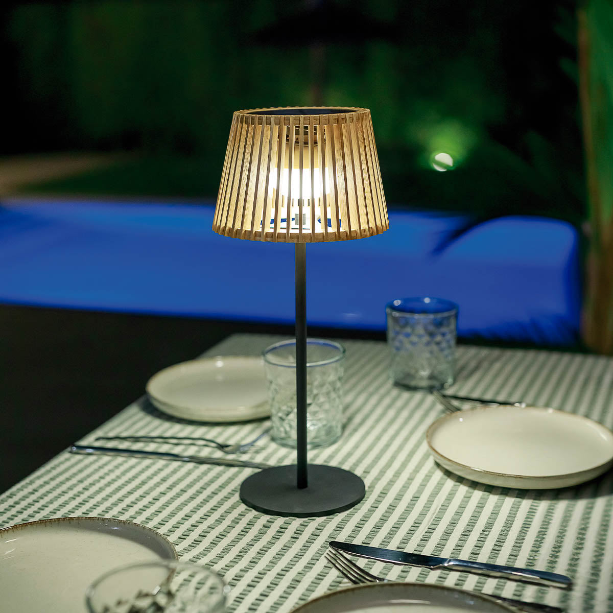 OKINAWA Table Solar Lamp