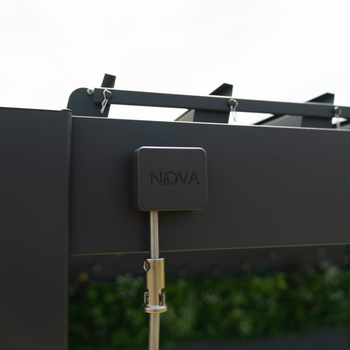 Nova - Titan Aluminium Pergola, 3m Square, Wood Effect