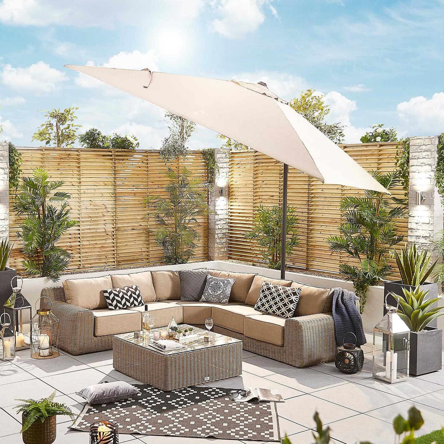 Nova - Galaxy LED Cantilever Parasol 3m Square, Beige