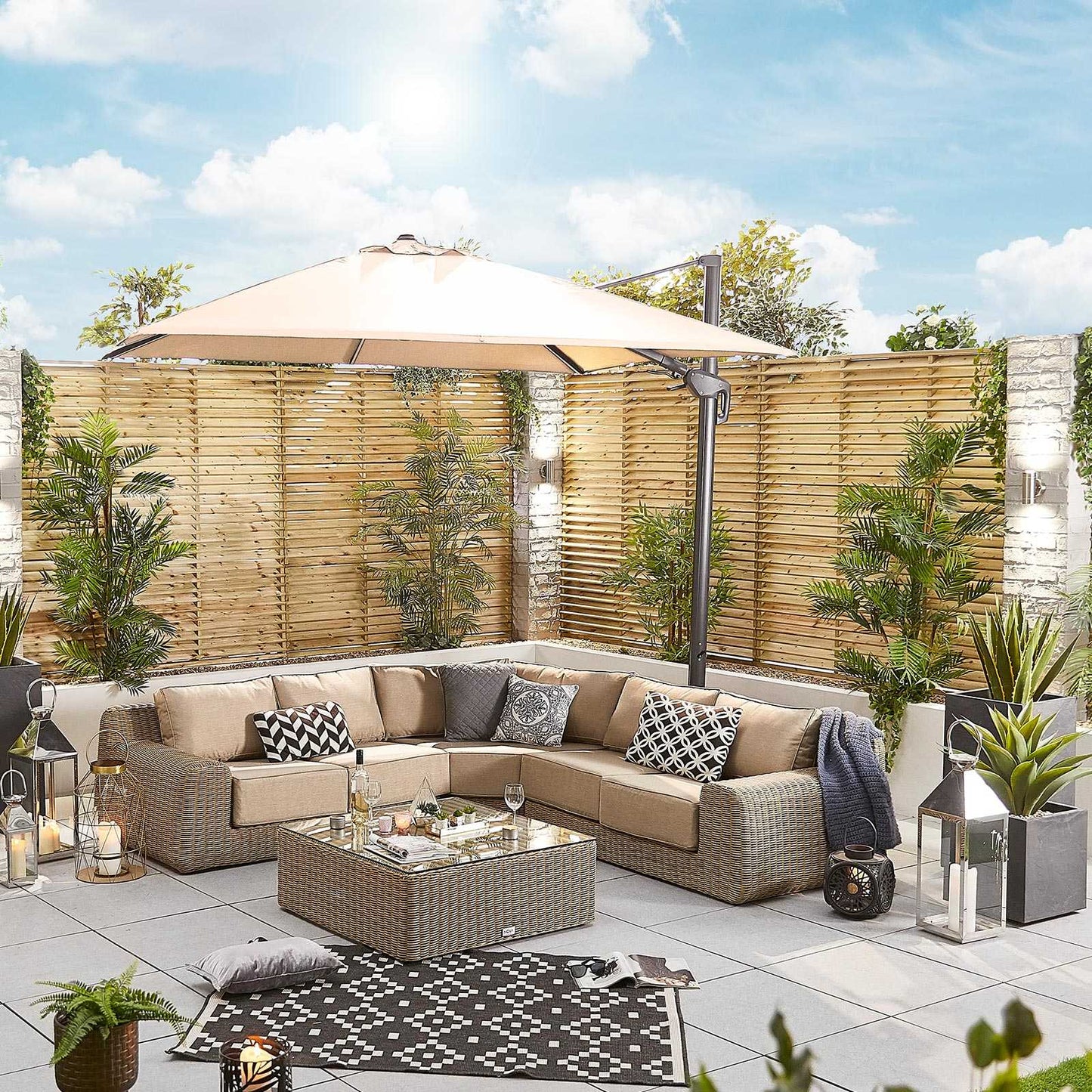 Nova - Galaxy LED Cantilever Parasol 3m Square, Beige