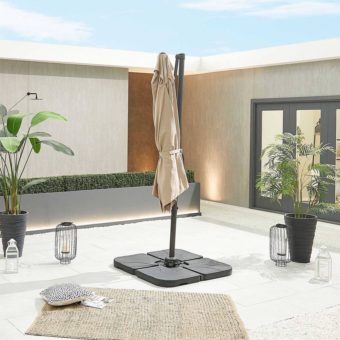 Nova - Apollo Cantilever Parasol 3m x 2m, Beige