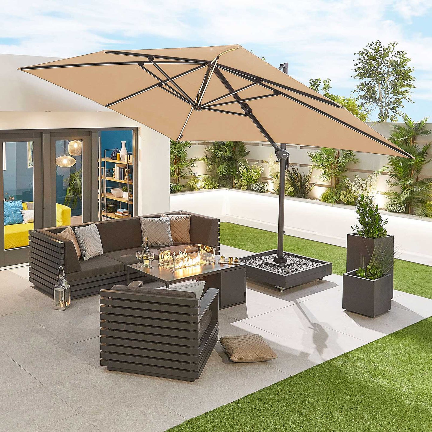 Nova - Galaxy LED Cantilever Parasol 4m x 3m, Beige