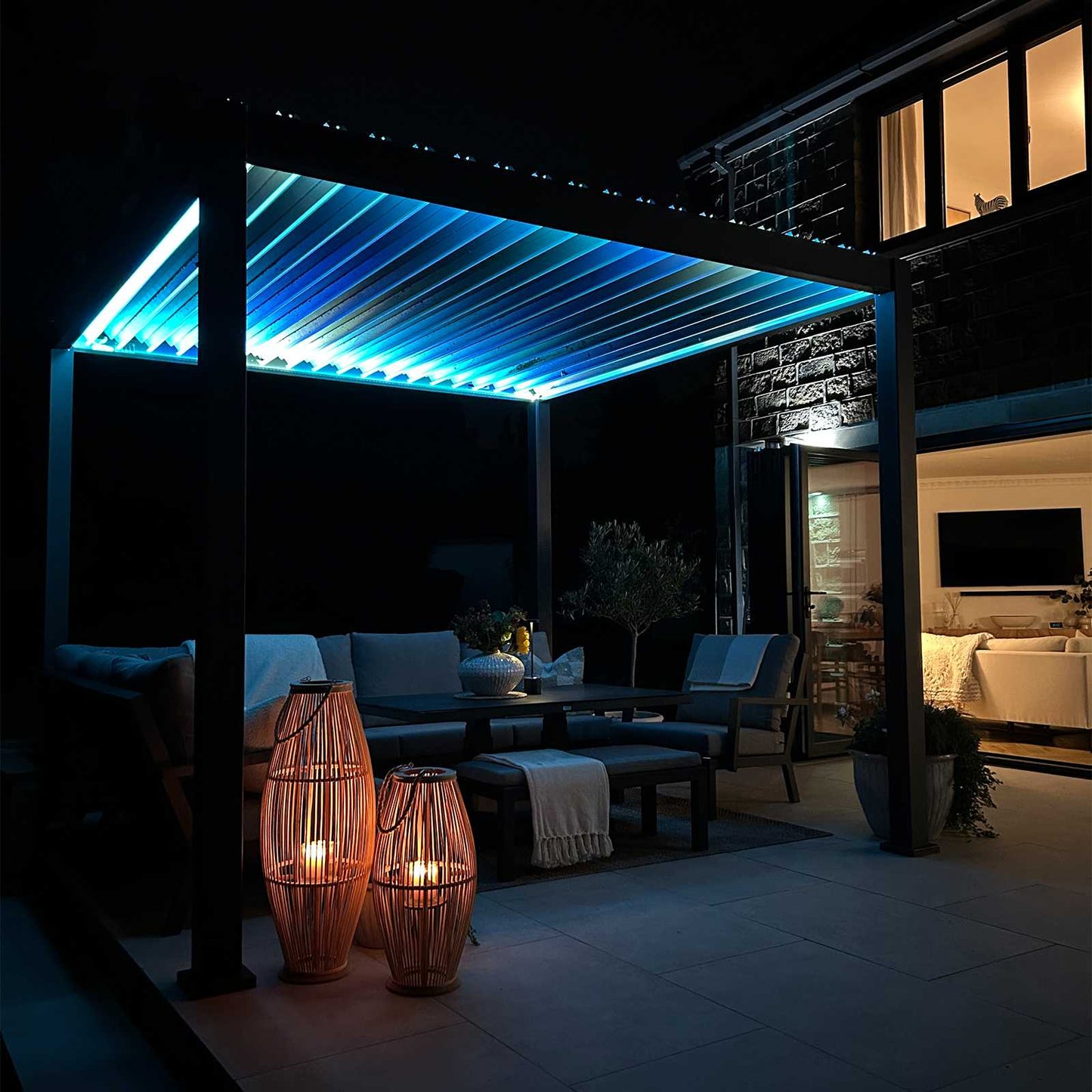 Nova - Titan LED Pergola 3m Square, Grey