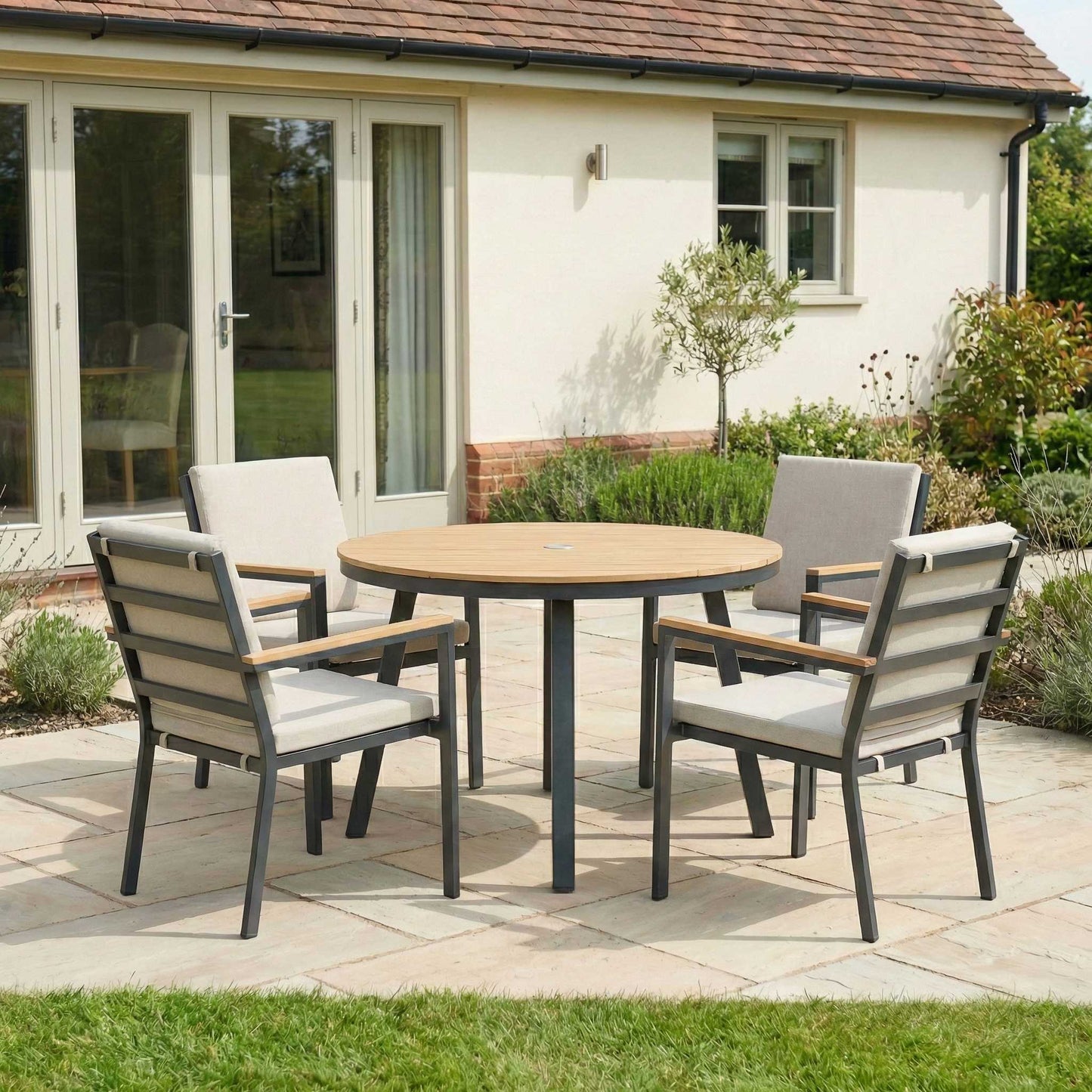 Nova - Heidi 4 Seat Dining Set, 1.1m Round Table