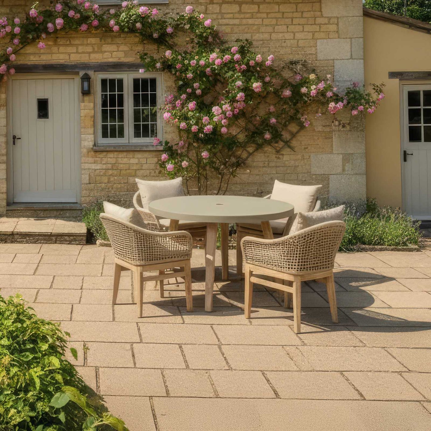 Nova - Summer 4 Seat Dining Set 1.2m Round Table, Beige
